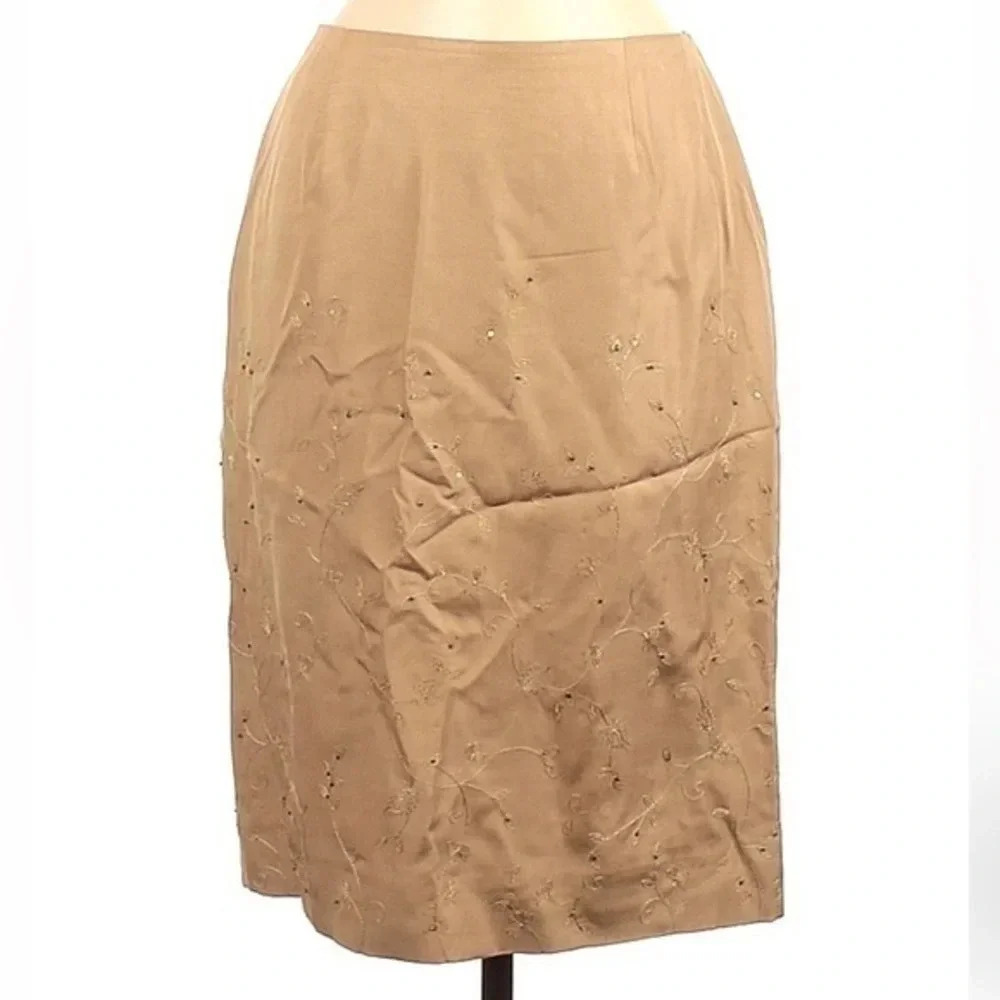 Dana Buchman Chic Wool Silk Skirt Beaded Embroidered & Sequin Accents Size 6